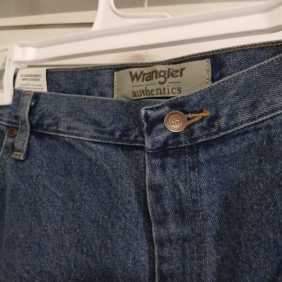 Wrangler Men's Straight-Leg Regular Fit Cotton Jeans 40x30 New - Picture 5 of 8